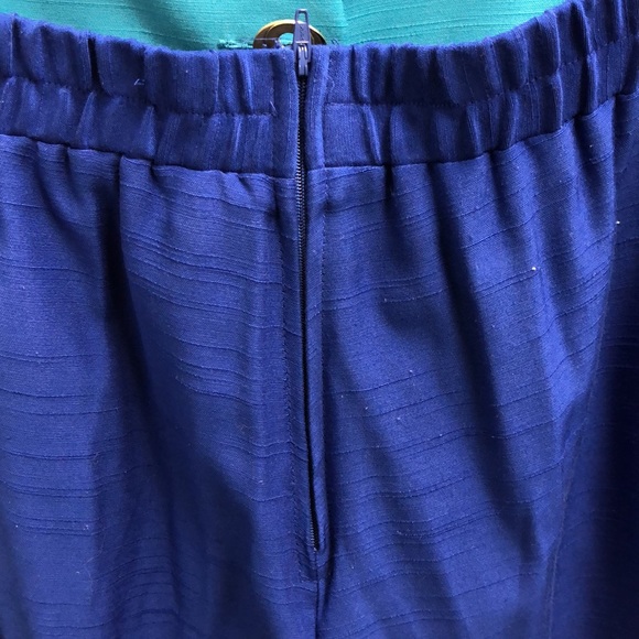 SAG HARBOR 2 PIECE PANTSUIT - Picture 9 of 14